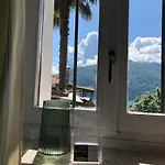 別荘 Rustico Diana Mit Garten Und Seeblick Maccagno