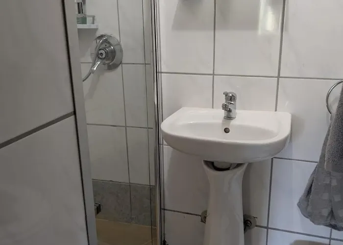 別荘 Rustico Diana Mit Garten Und Seeblick