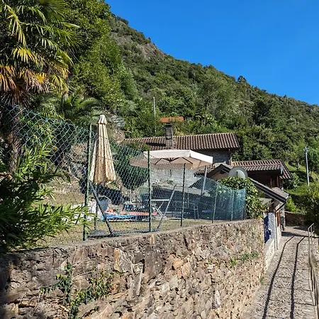 Semesterbostad Rustico Diana Mit Garten Und Seeblick